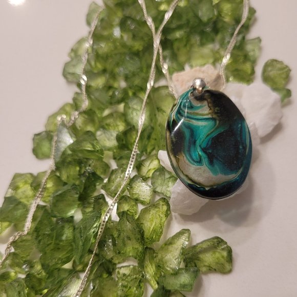 Handmade Necklace with silver plated twist chain - Picture 3 of 12